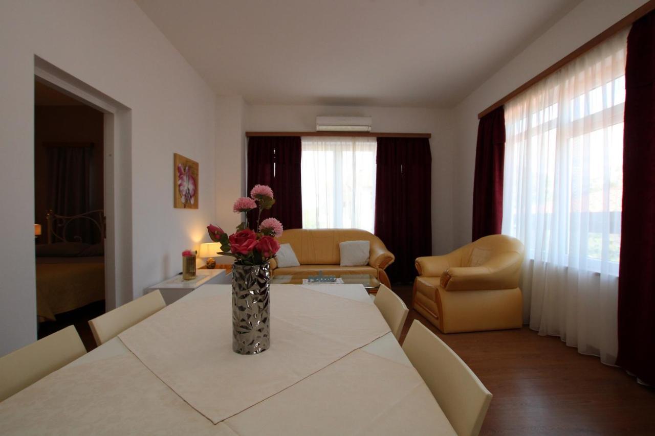 Apartments Markus Πόρετς Εξωτερικό φωτογραφία